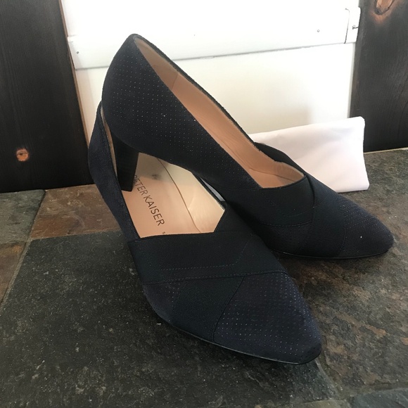 Peter Kaiser Navy Suede Pumps - Picture 1 of 5